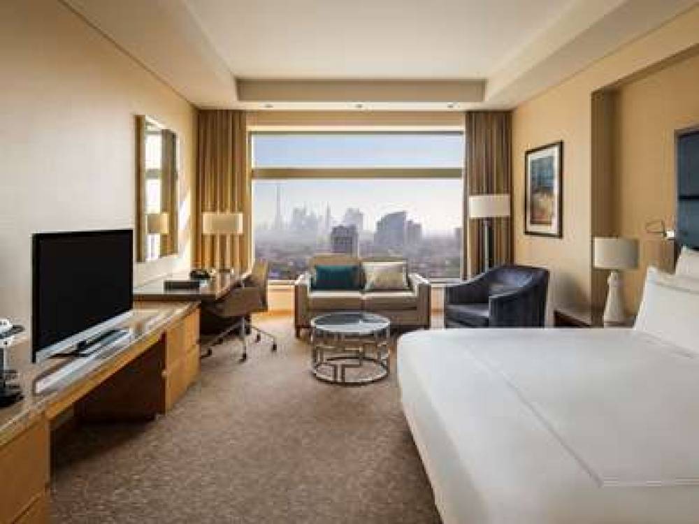 SWISSOTEL AL GHURAIR 8