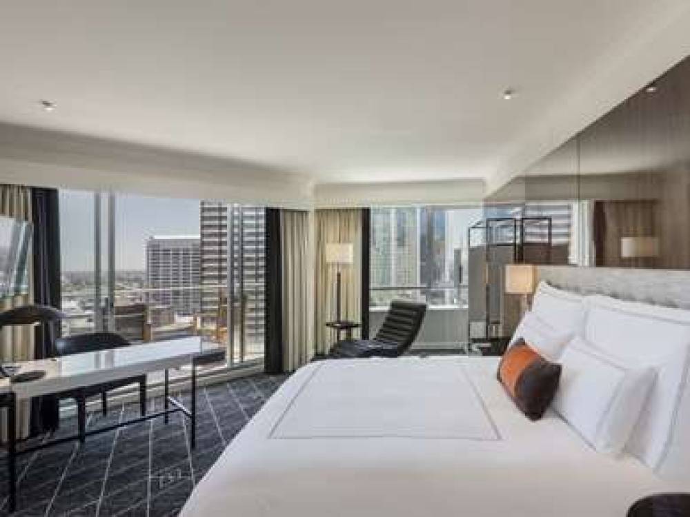 Swissotel Sydney  7