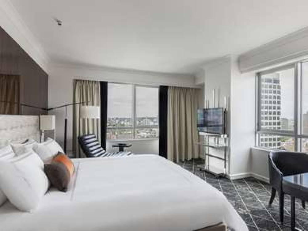 Swissotel Sydney  8