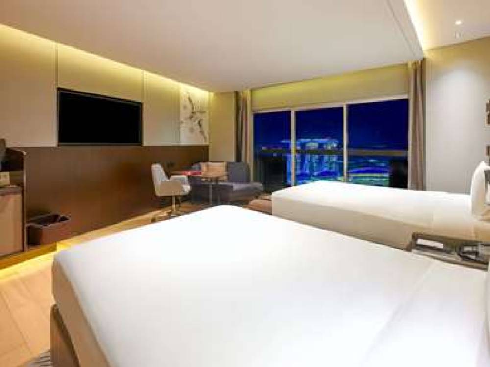 Swissotel The Stamford Singapore 9