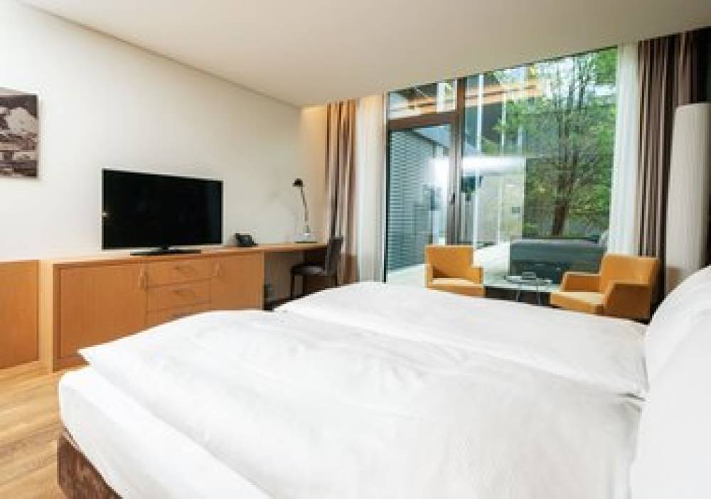 TAILORMADE HOTEL SIHLPARK SCHINDELL 7