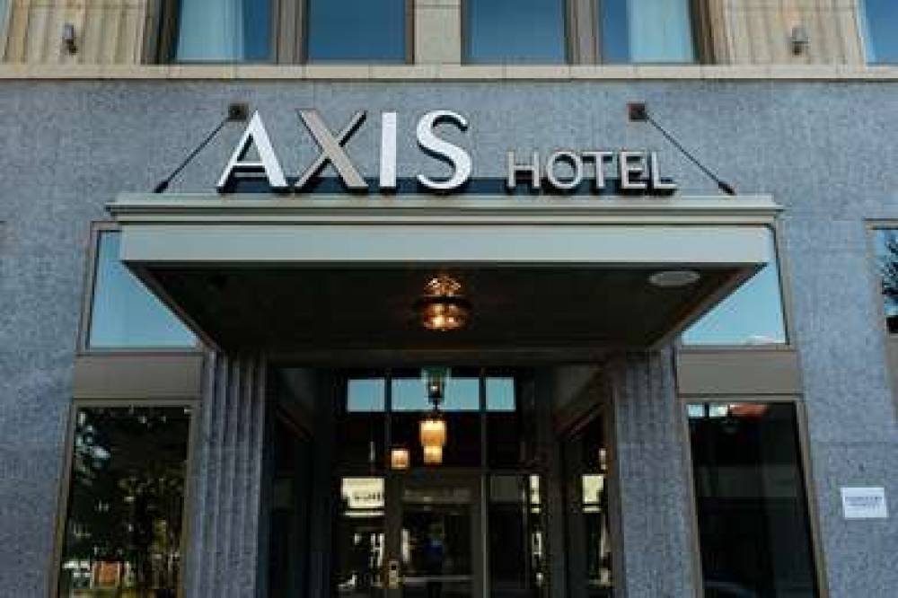 The Axis Moline Hotel, Tapestry