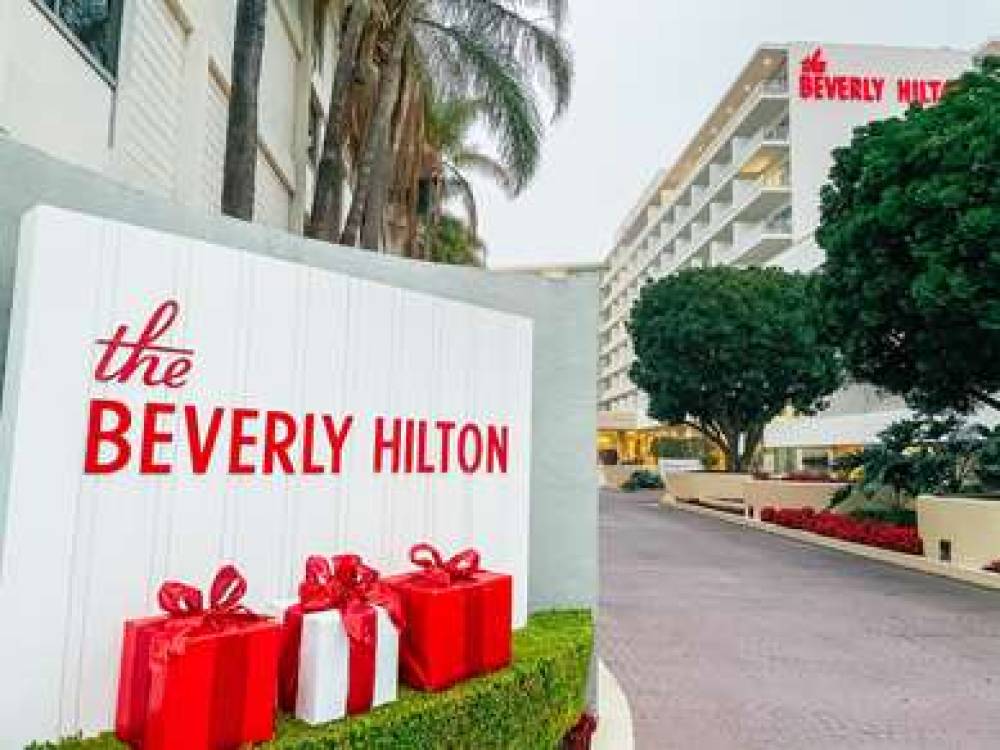 The Beverly Hilton 8