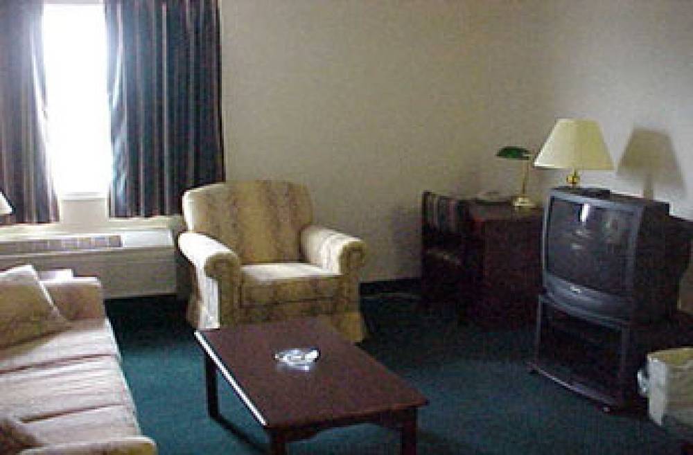 THE BURNTWOOD HOTEL 7