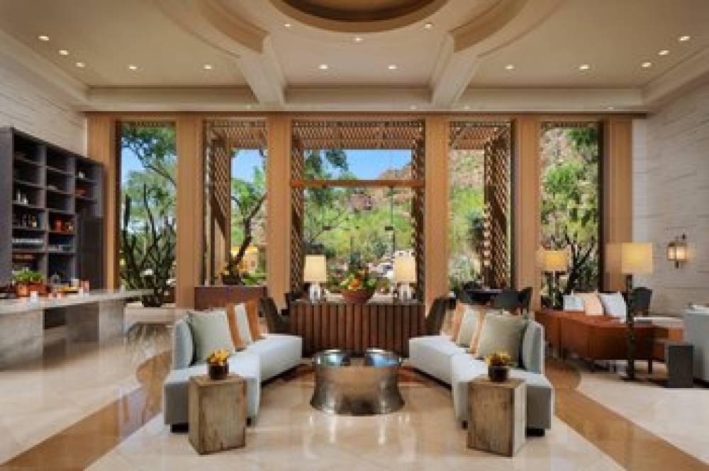 The Canyon Suites At The Phoenician A Luxury Collection Resort Scottsdale 3