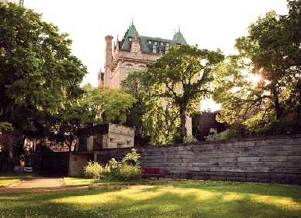 THE FORT GARRY HOTEL SPA AND CONFER 1