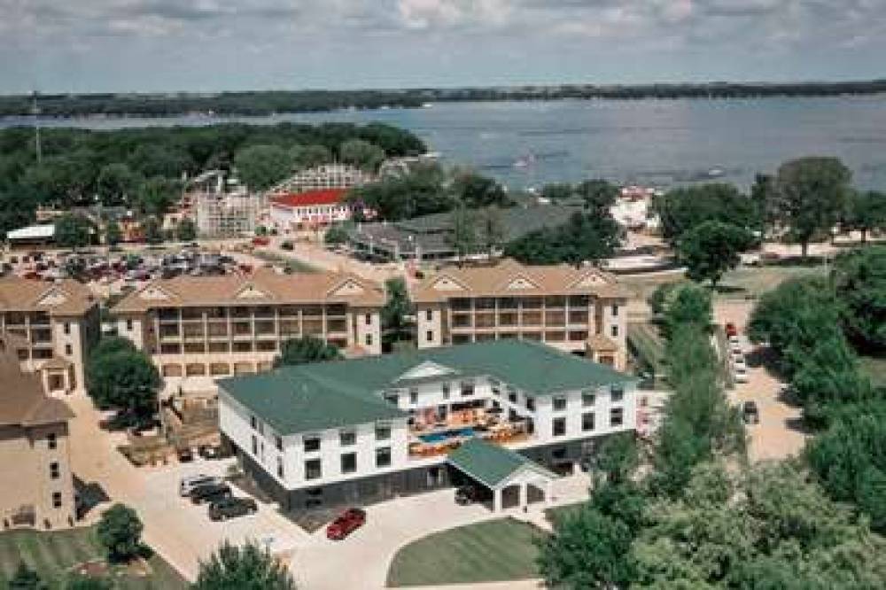 THE INN HOTEL LAKE OKOBOJI ASCEND H 3