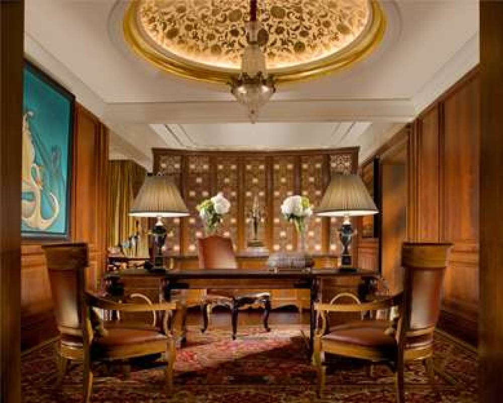 THE LEELA PALACE NEW DELHI 7