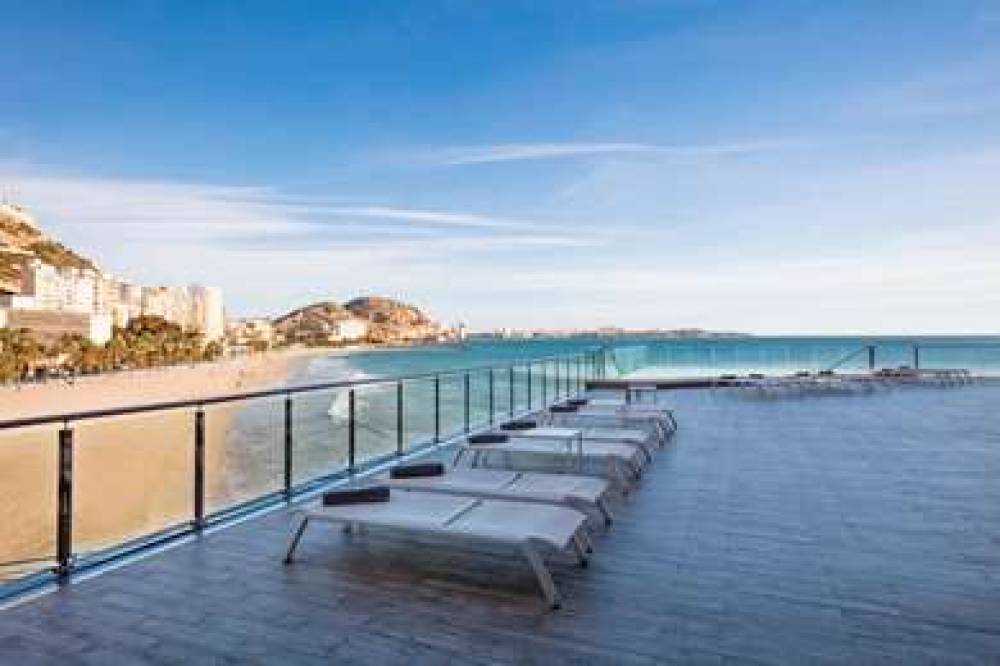 THE LEVEL AT MELIA ALICANTE 10