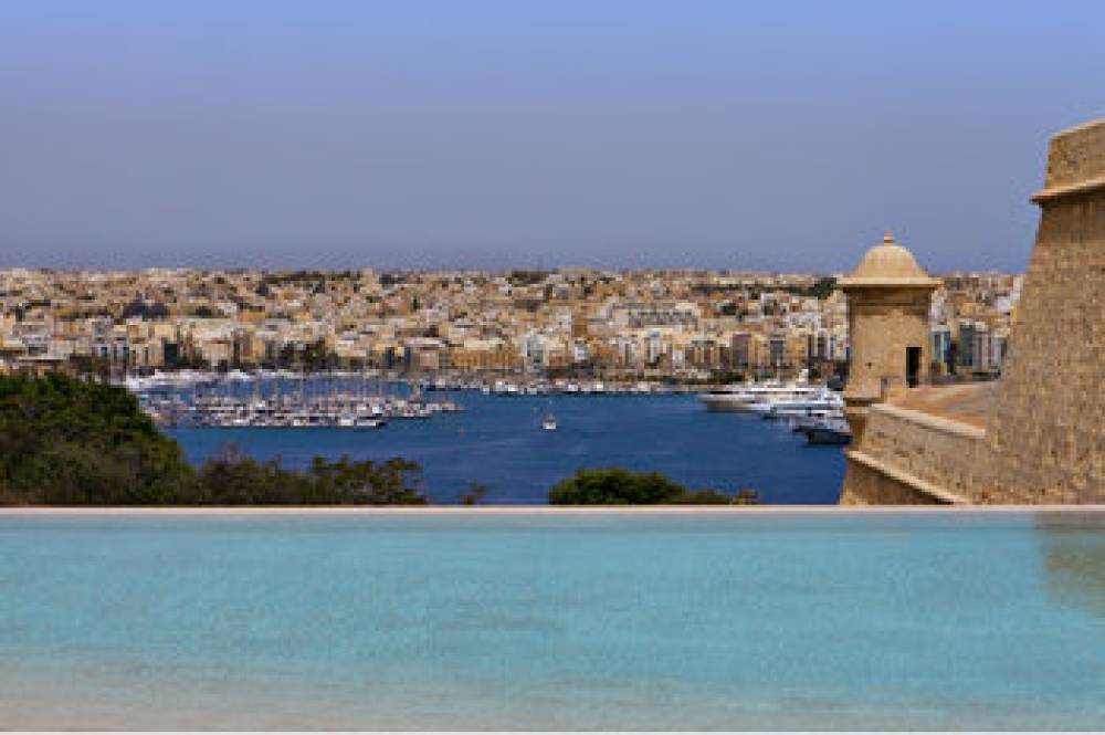 The Phoenicia - Malta 6