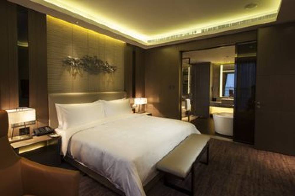 THE QUBE HOTEL XUZHOU EAST 1