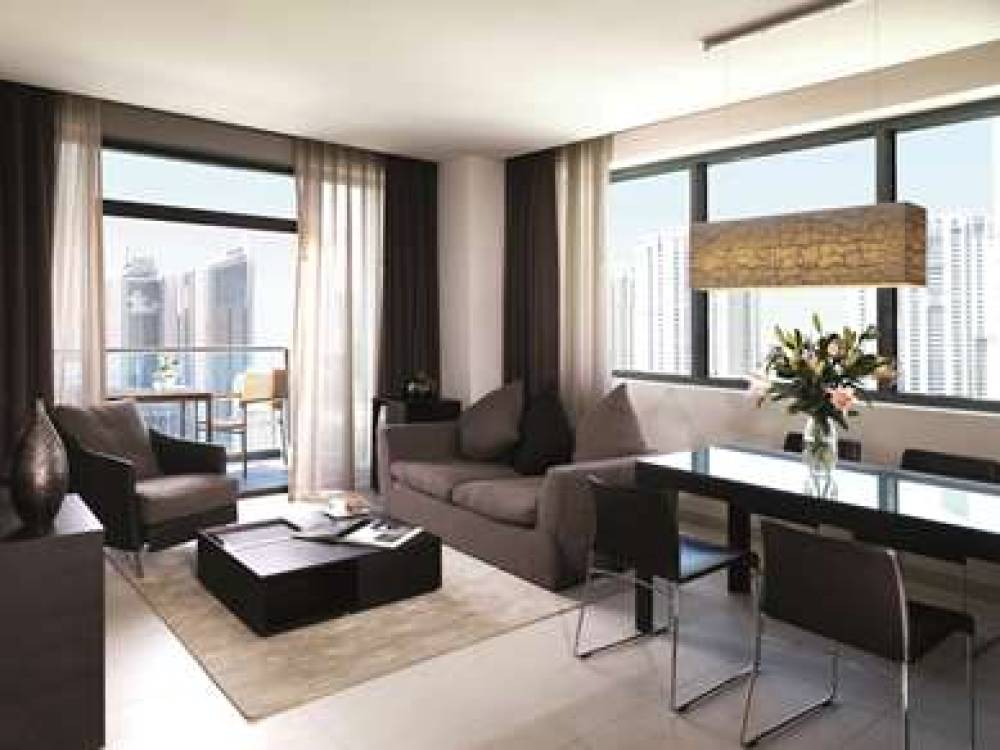 The Radisson Blu Residence, Dubai Marina 8