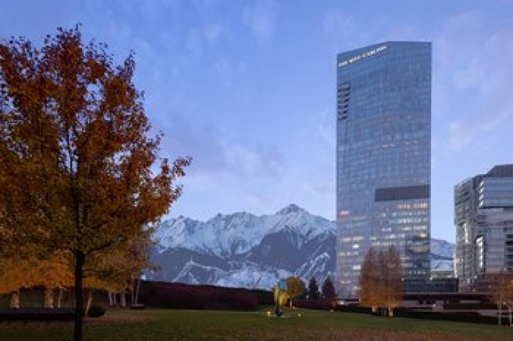 The Ritz-Carlton Almaty 4