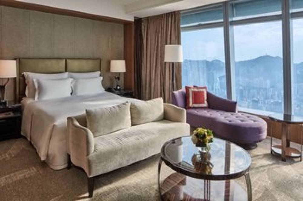 The Ritz-Carlton Hong Kong 10