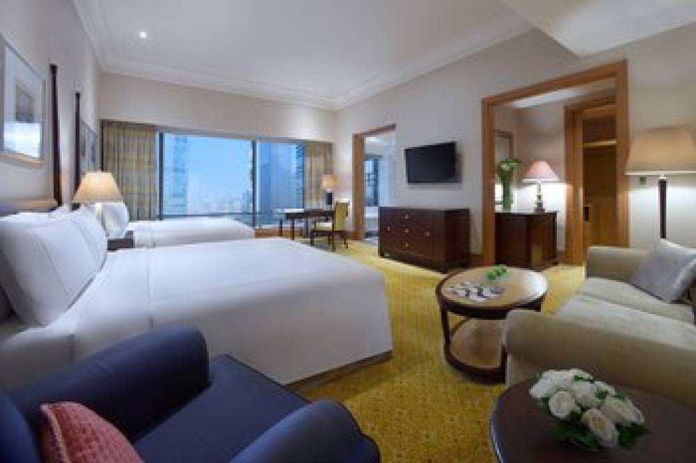 The Ritz-Carlton Jakarta Mega Kuningan 8