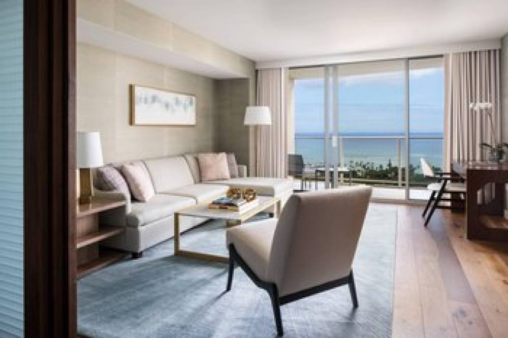 The Ritz-Carlton Residences Waikiki Beach 3