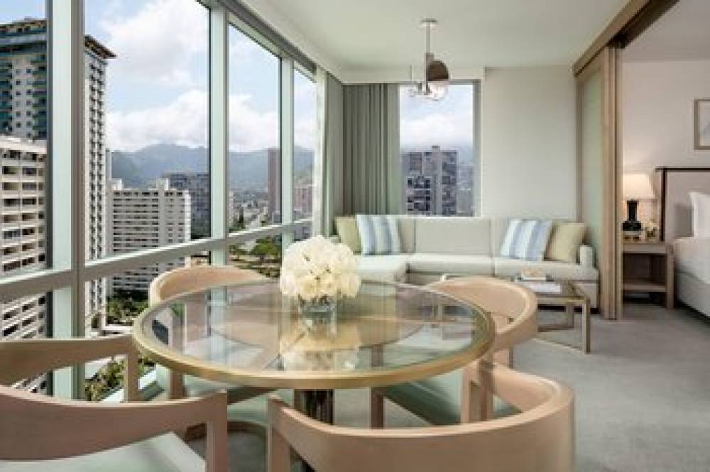 The Ritz-Carlton Residences Waikiki Beach 8