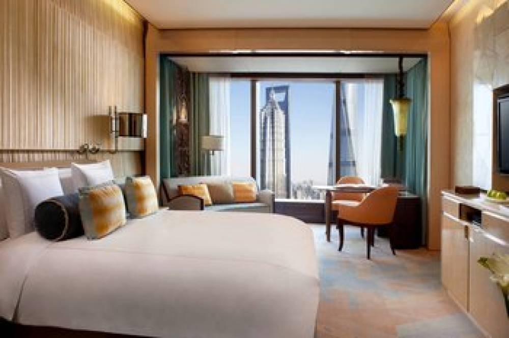 The Ritz-Carlton Shanghai Pudong 6