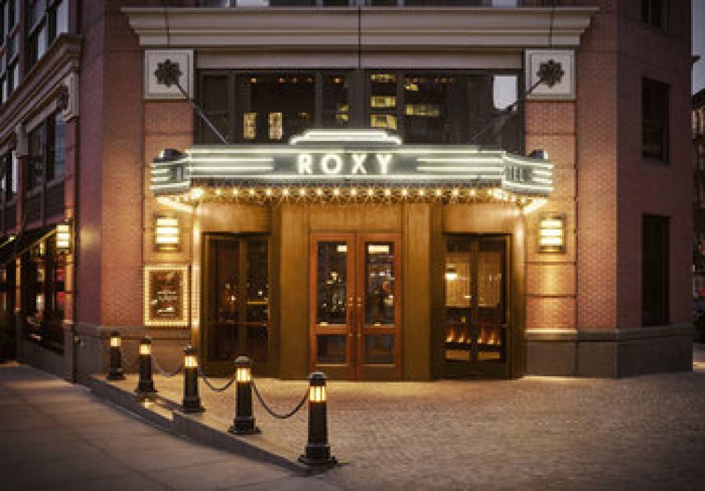 The Roxy Hotel (formerly Tribeca Grand Hotel) 4