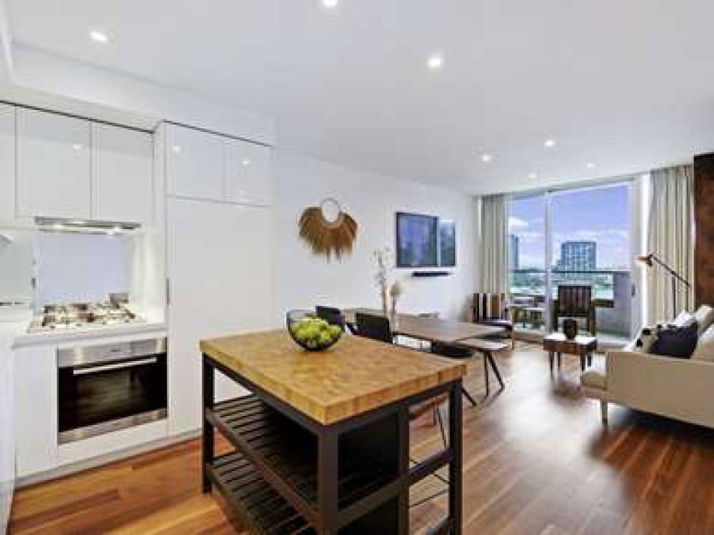 The Sebel Residences - Melbourne Docklands 5