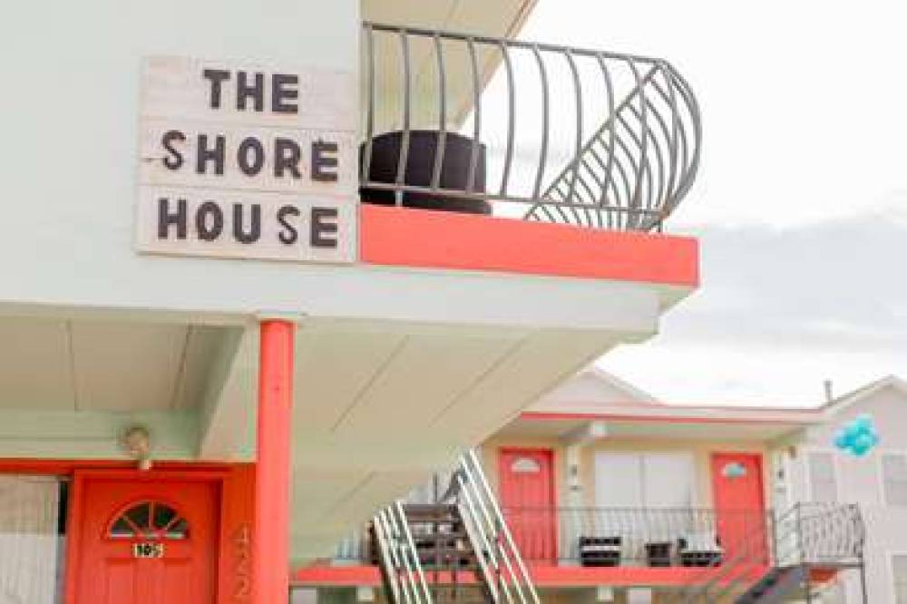 THE SHORE HOUSE 2