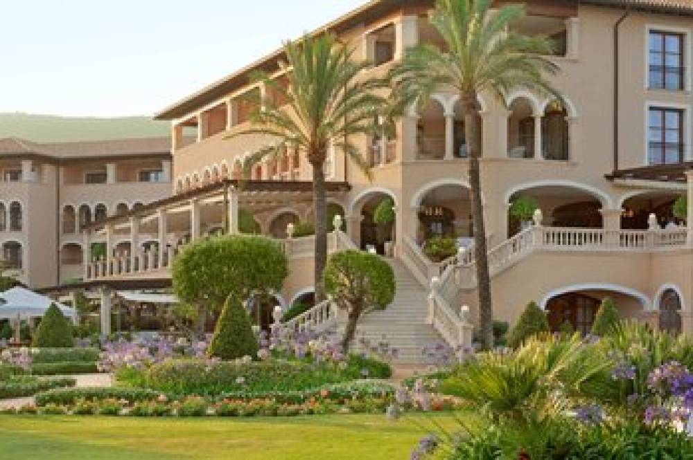 The St Regis Mardavall Mallorca Resort 8