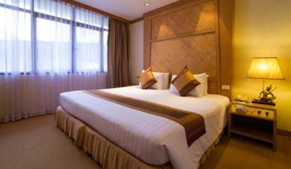 THE TARNTAWAN HOTEL SURAWONG 8