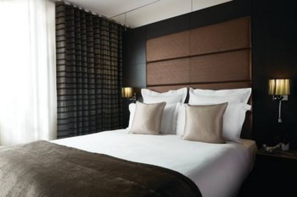 THE WESTBRIDGE HOTEL STRATFORD 8