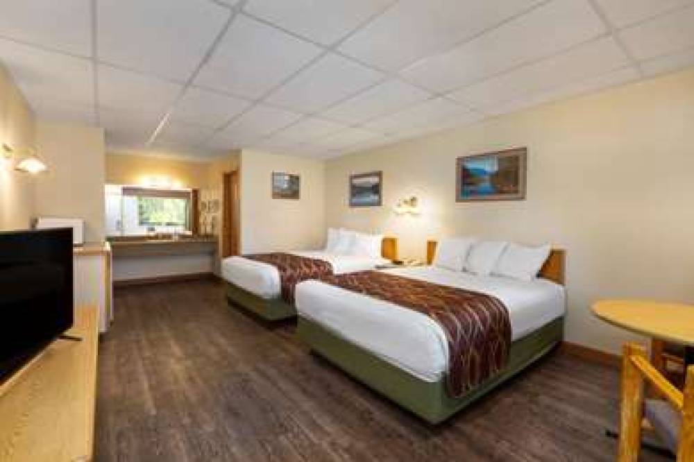 TIMBERS TRAVELODGE BIGFORK 8