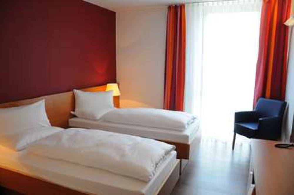 TOP EMBRACE Hotel Franz Essen 7