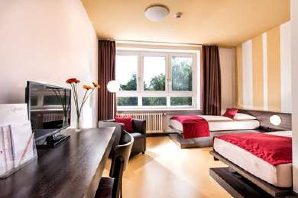 TOP EMBRACE Hotel Grenzfall Berlin 10