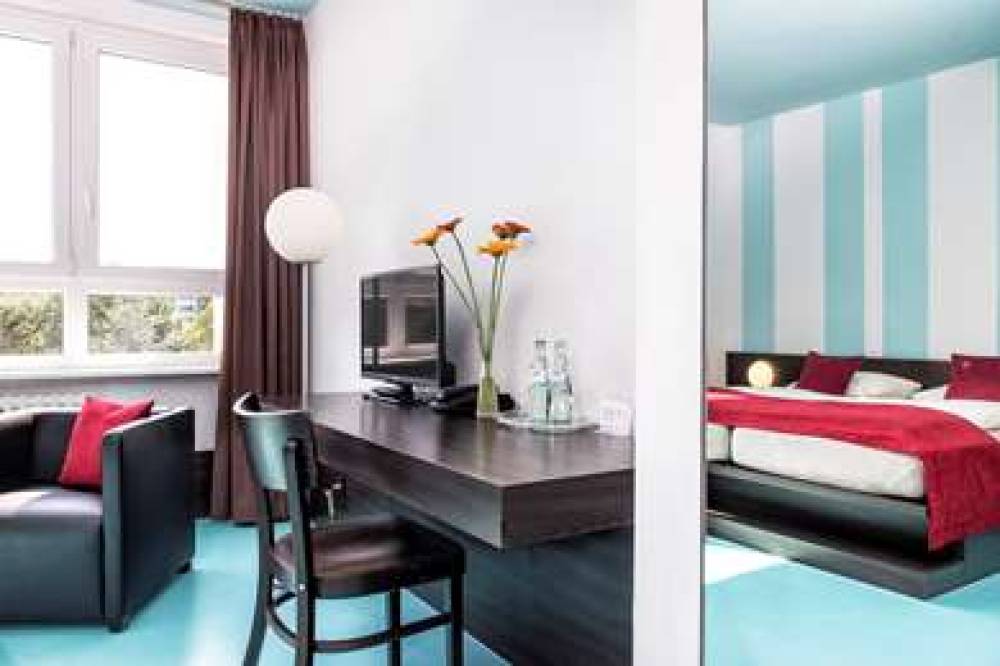 TOP EMBRACE Hotel Grenzfall Berlin 5