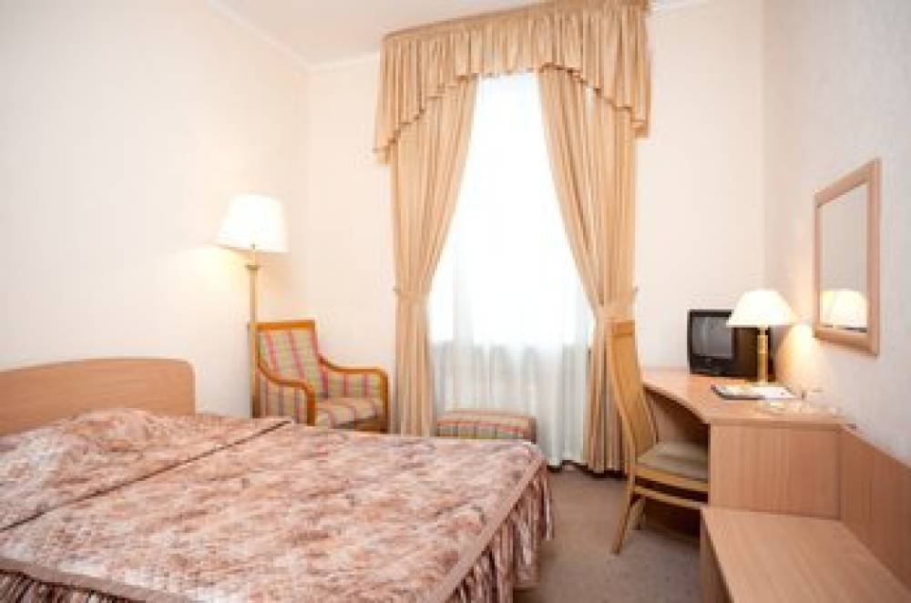 TOURIST HOTEL MOSCOW 4