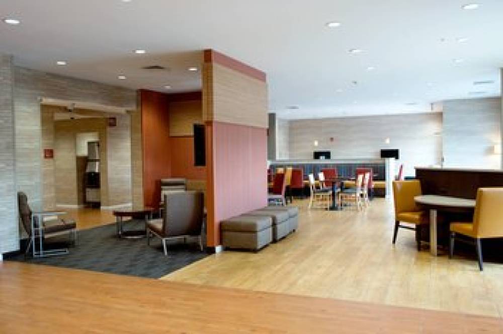 TownePlace Suites By Marriott Ames 2