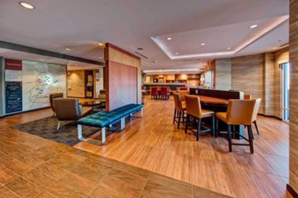 TownePlace Suites By Marriott Auburn 4