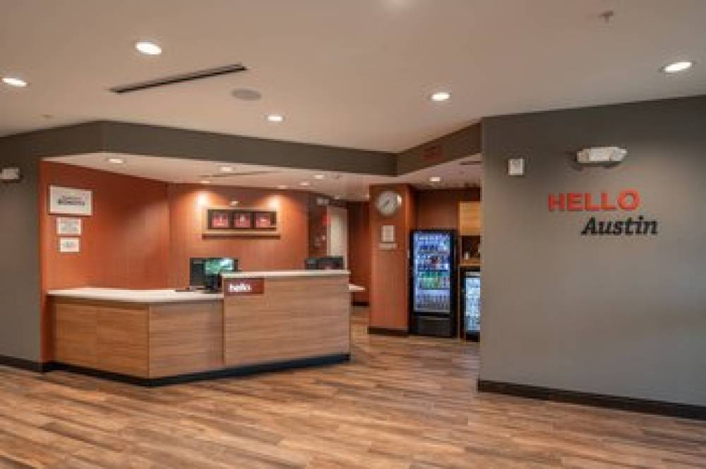 TownePlace Suites By Marriott Austin South 4