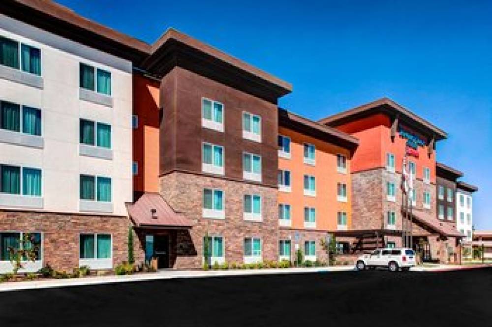 TownePlace Suites By Marriott Bakersfield West 2