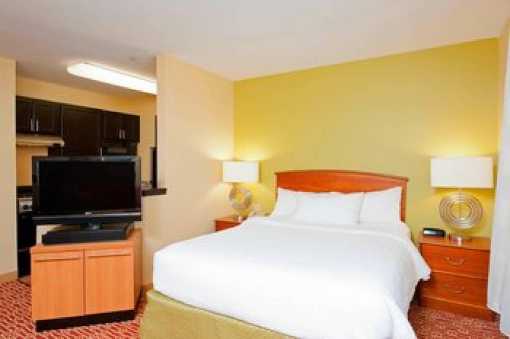 TownePlace Suites By Marriott Bloomington 5