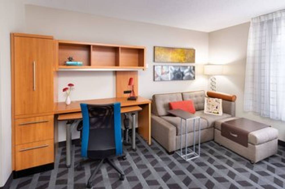 TownePlace Suites By Marriott Bowie Town Center 8