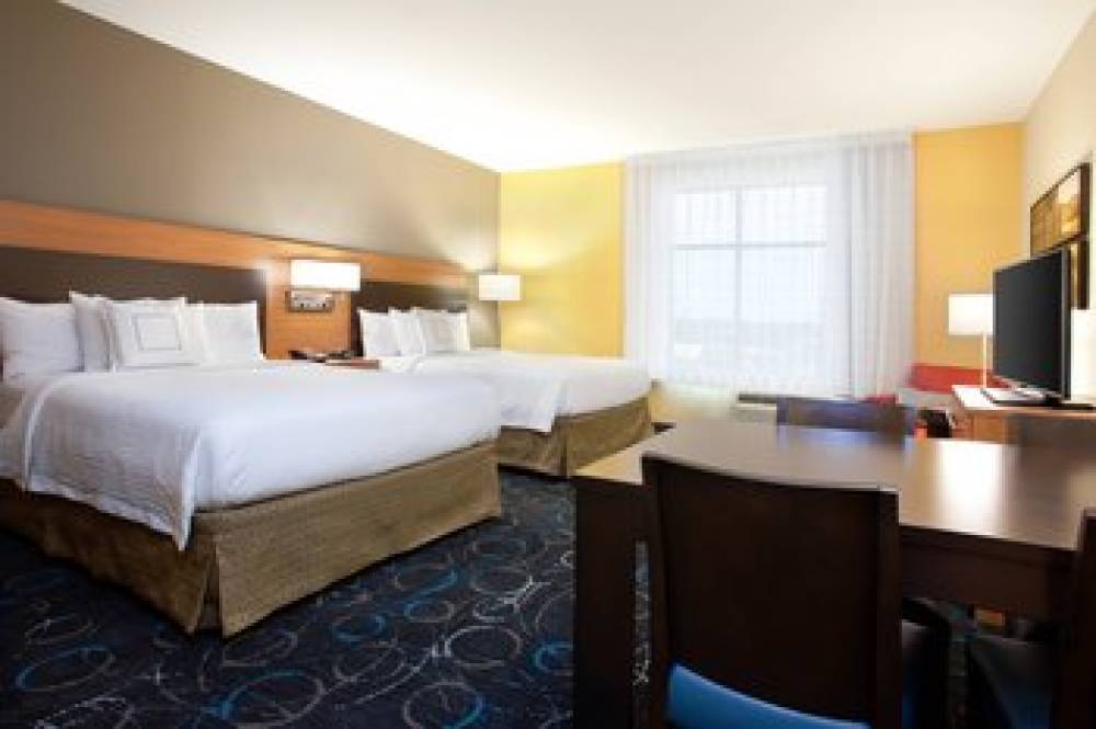 TownePlace Suites By Marriott Carlsbad 4