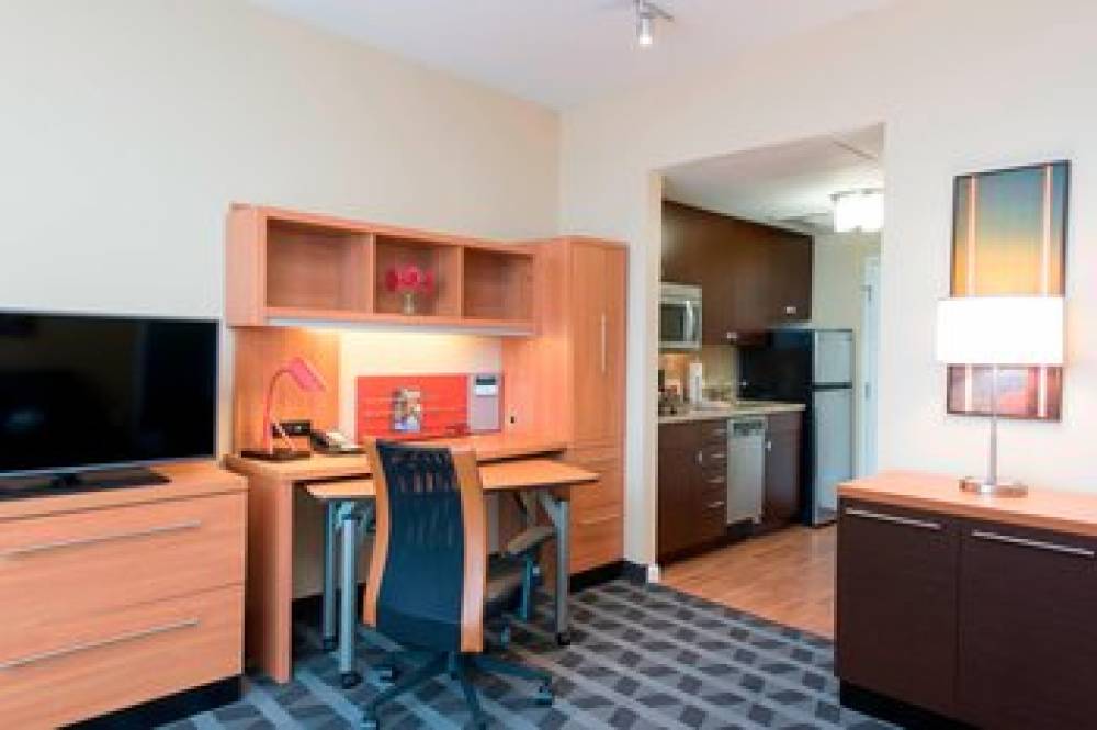 TownePlace Suites By Marriott Champaign Urbana Campustown 1