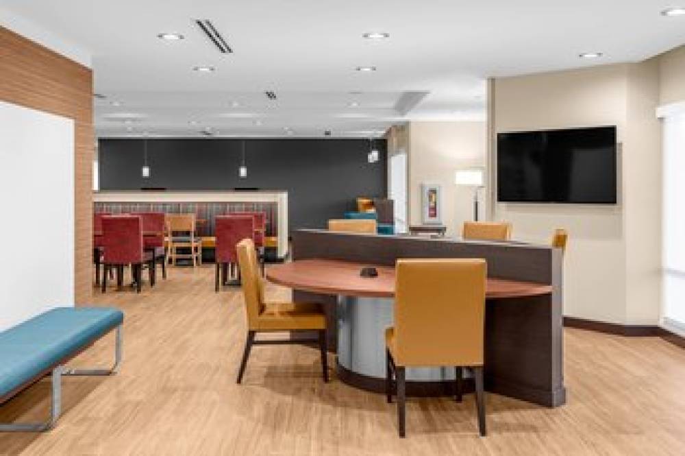 TownePlace Suites By Marriott Cincinnati Fairfield 5