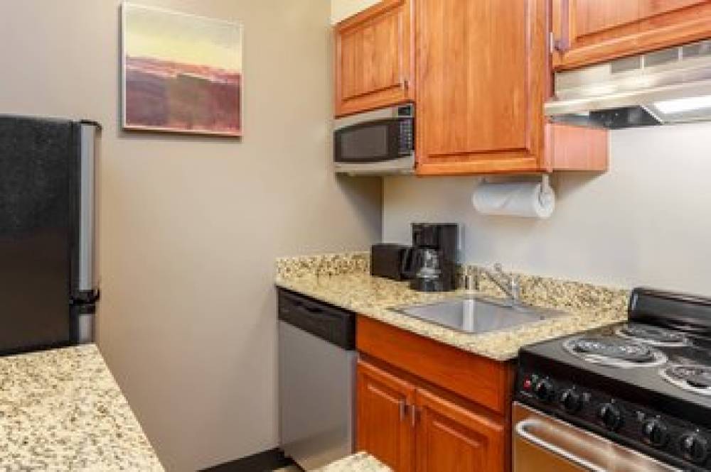 TownePlace Suites By Marriott College Station 8