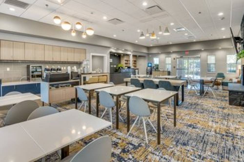 TownePlace Suites By Marriott Dallas Arlington North 4