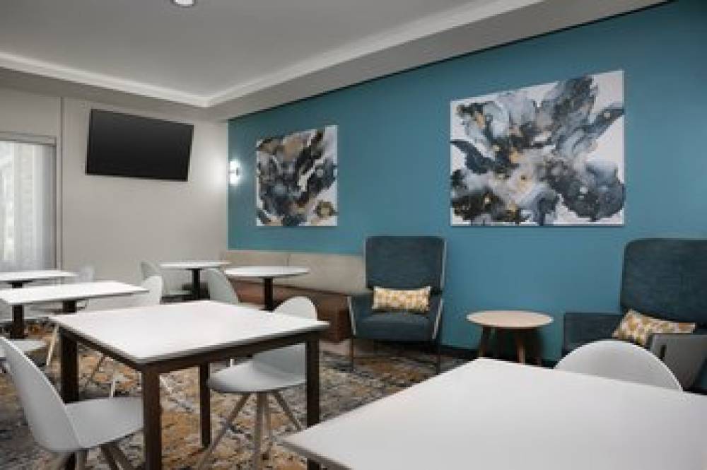 TownePlace Suites By Marriott Dallas DeSoto 5