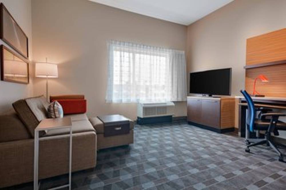 TownePlace Suites By Marriott Detroit Allen Park 7