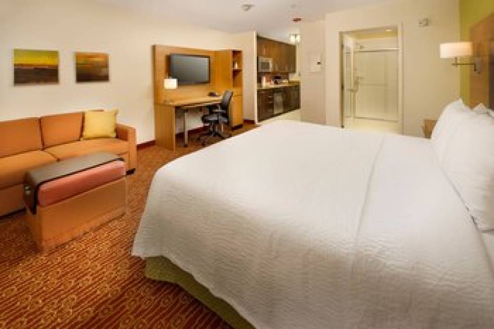 TownePlace Suites By Marriott Eagle Pass 9