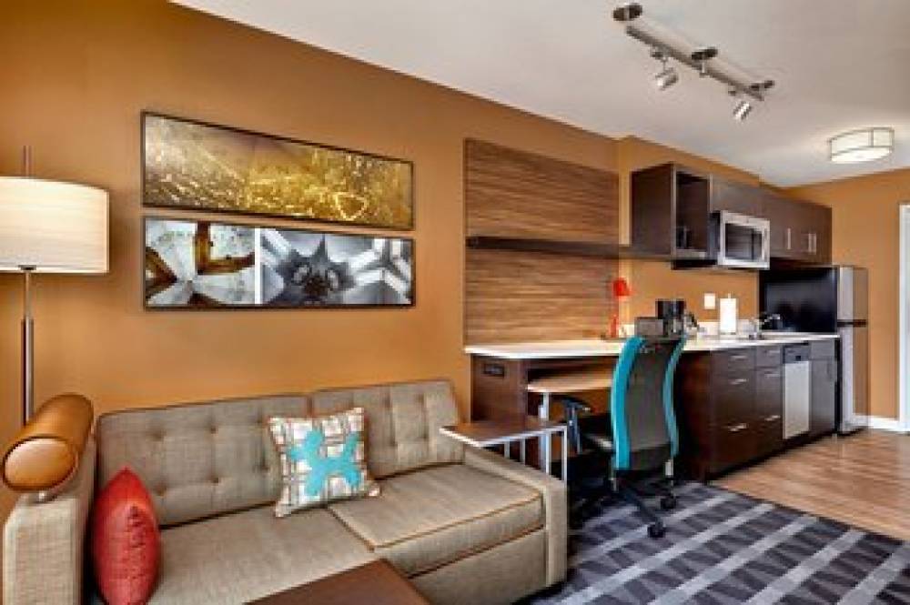 TownePlace Suites By Marriott Fort McMurray 6