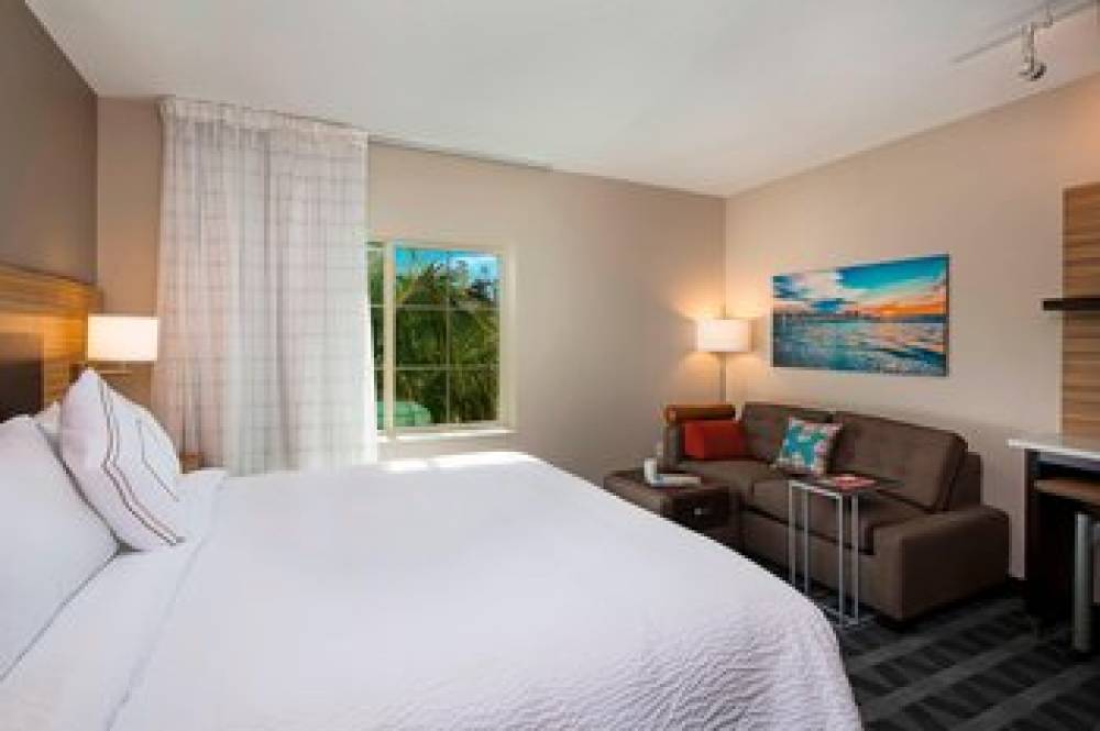 TownePlace Suites By Marriott Fort Myers Estero 7