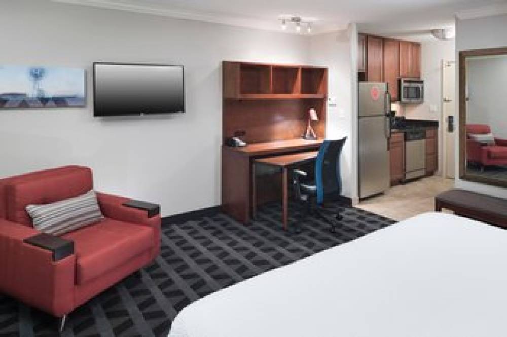 TownePlace Suites By Marriott Fort Worth Downtown 10